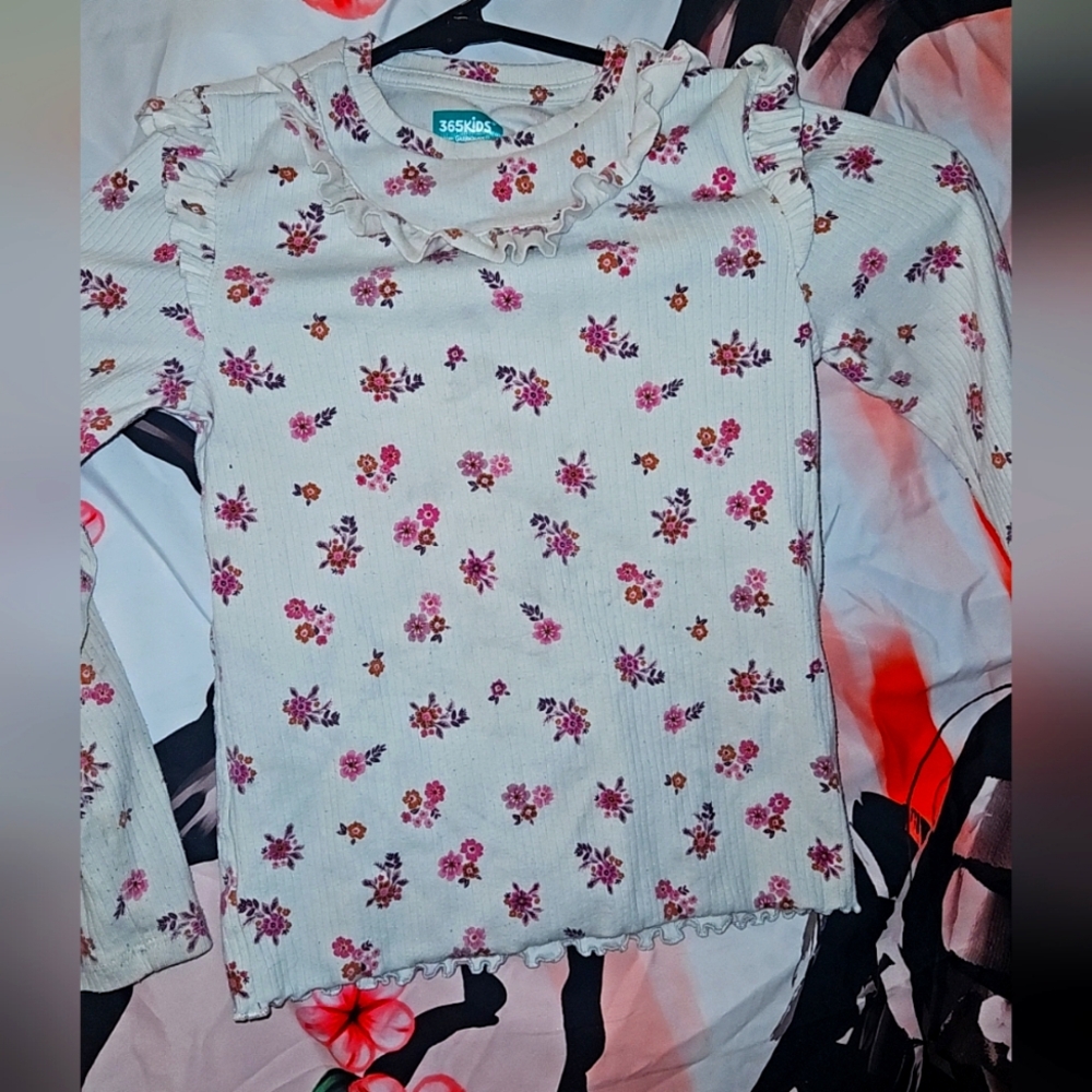 365Kids long sleeved shirt.